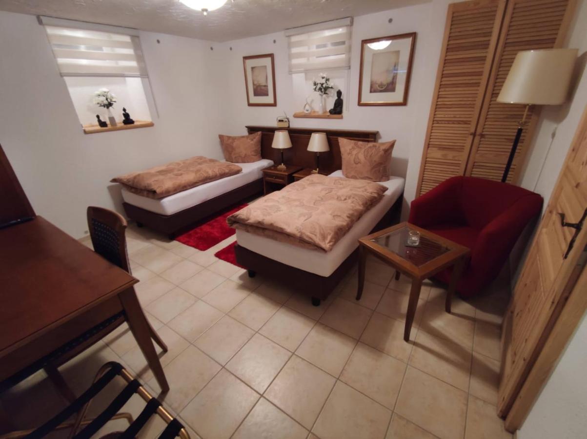 Grossdeuben Ferienzimmer Familie Schmidt מראה חיצוני תמונה