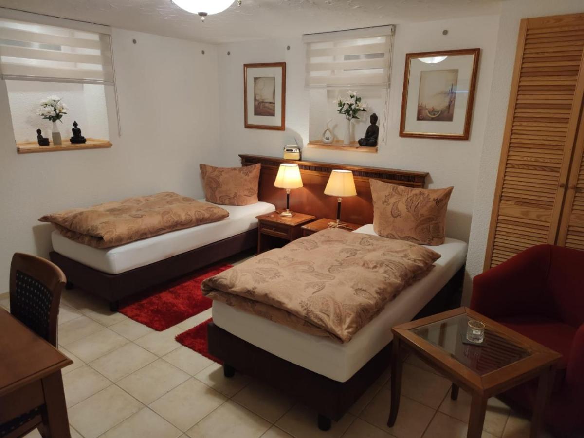 Grossdeuben Ferienzimmer Familie Schmidt מראה חיצוני תמונה